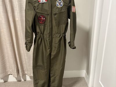 Medium female top gun Halloween costume