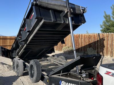 Diamond C Hydraulic Dump Trailer - Tandem Axle, High Sides