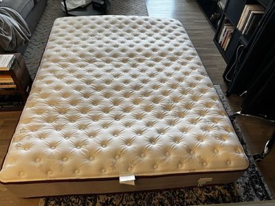 Simmons Beautyrest Queen Mattress