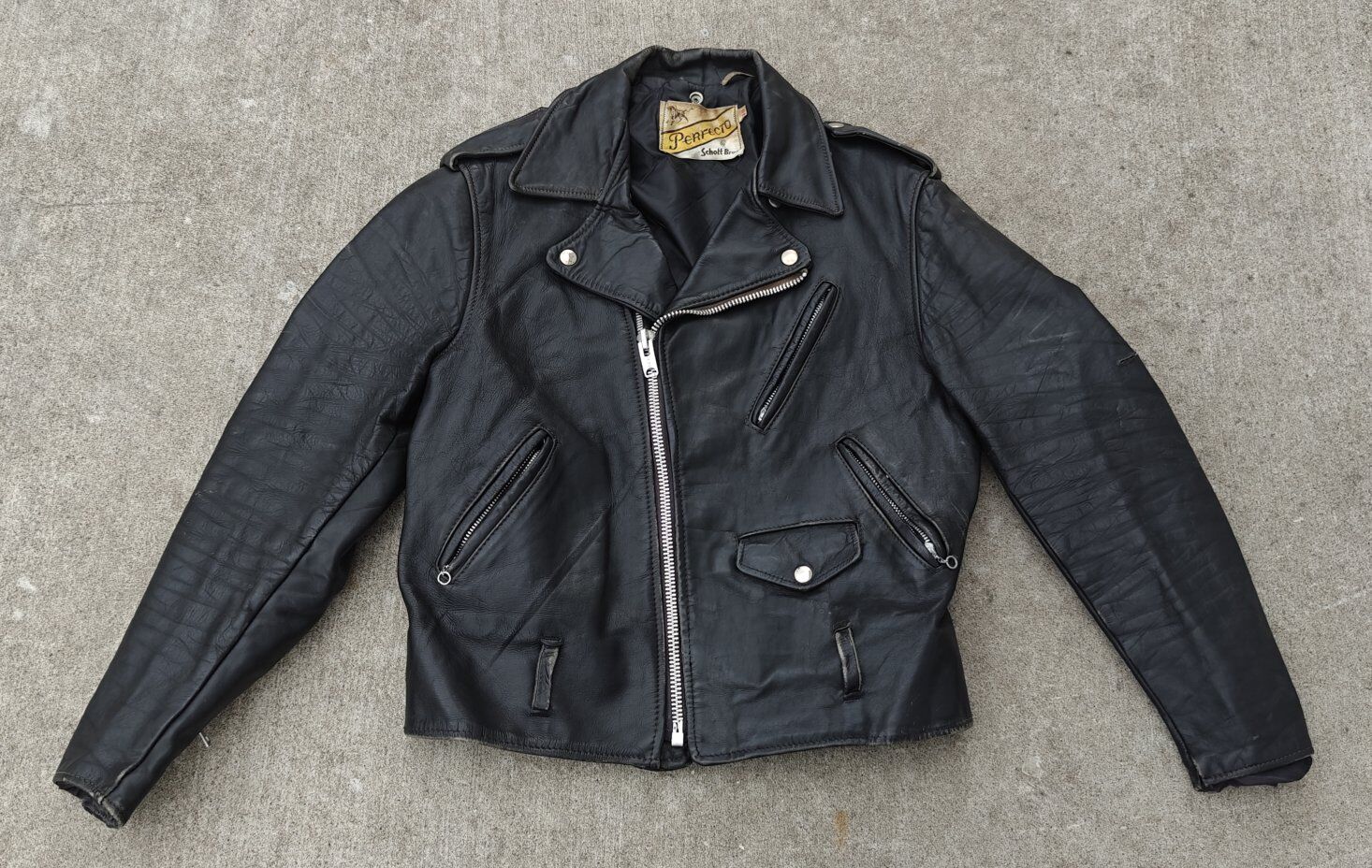 VINTAGE PERFECTO SCHOTT BROS LEATHER JACKET SIZE 4