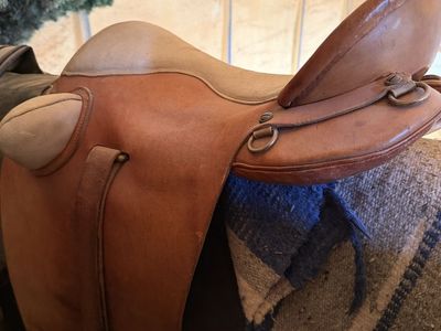 Vintage Leather Horse Saddle - Western Style, Tan & Brown, Good Condition