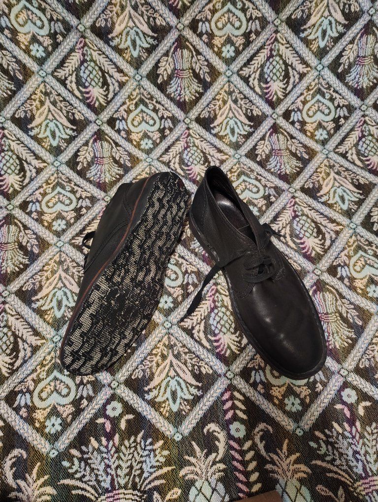 John Varvatos chukka boots
