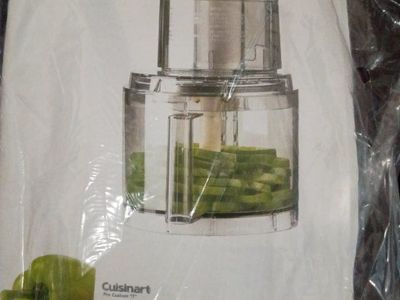 Cuisinart Pro Custom 11 Food Processor *BRAND NEW* MUST SELL