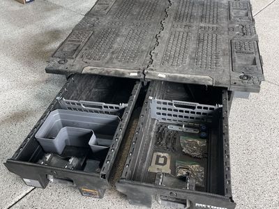 TOYOTA TUNDRA DECKED TRUCK BED STORAGE DRAWER SYSTEM