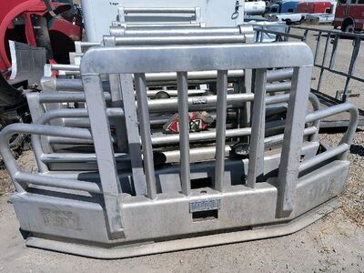 Magnum 2 Post Grille Guard for Freightliner Coronado Set-Back Axle First Gen, Part # 17113