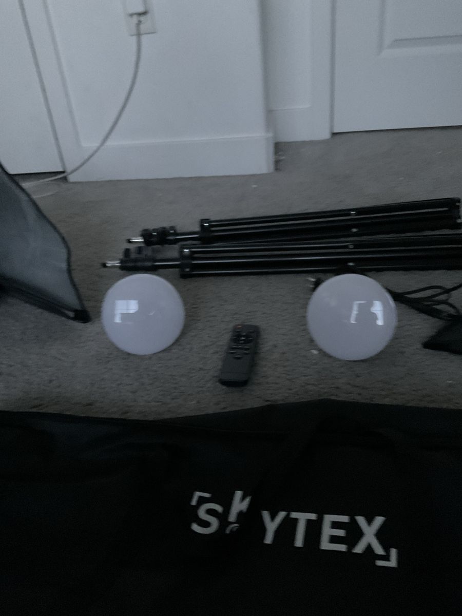 Main image 4