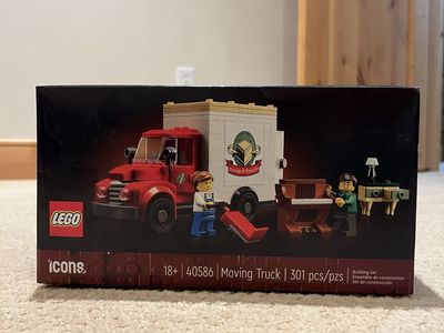 LEGO ICONS Moving Truck Set #40586
