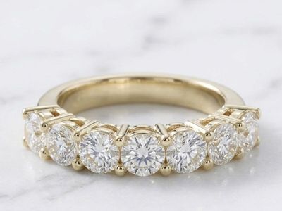 Wedding band 14k yellow gold 1ct (lab)