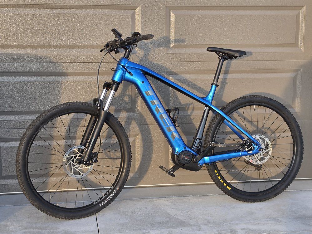 Trek Powerfly 4 XL - Gloss Alpine Blue - Like New