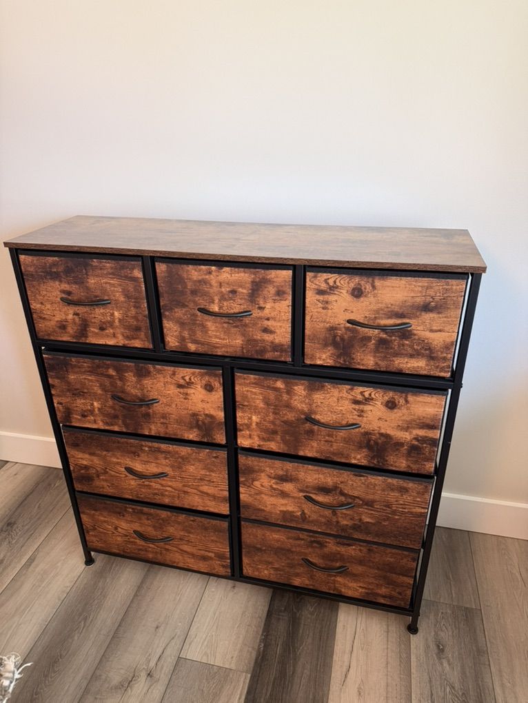 9 Drawer Organizer/ Dresser