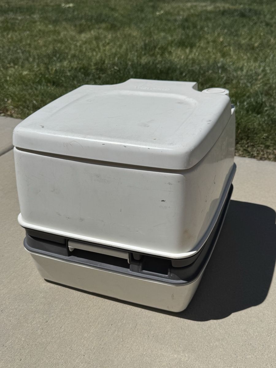 Thetford RV Camper Cassette Toilet Porta Potti TC 25100