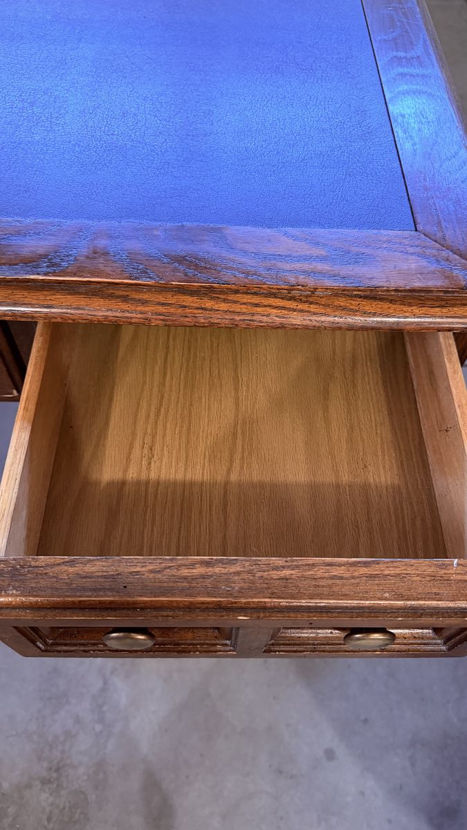 Main image 3