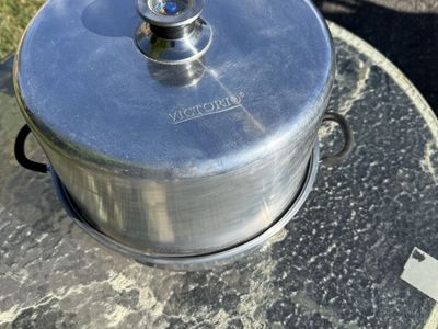 Victorio 9005 Stainless Steel Multi-Use Steamer/Canner Pot with Temperature Gauge
