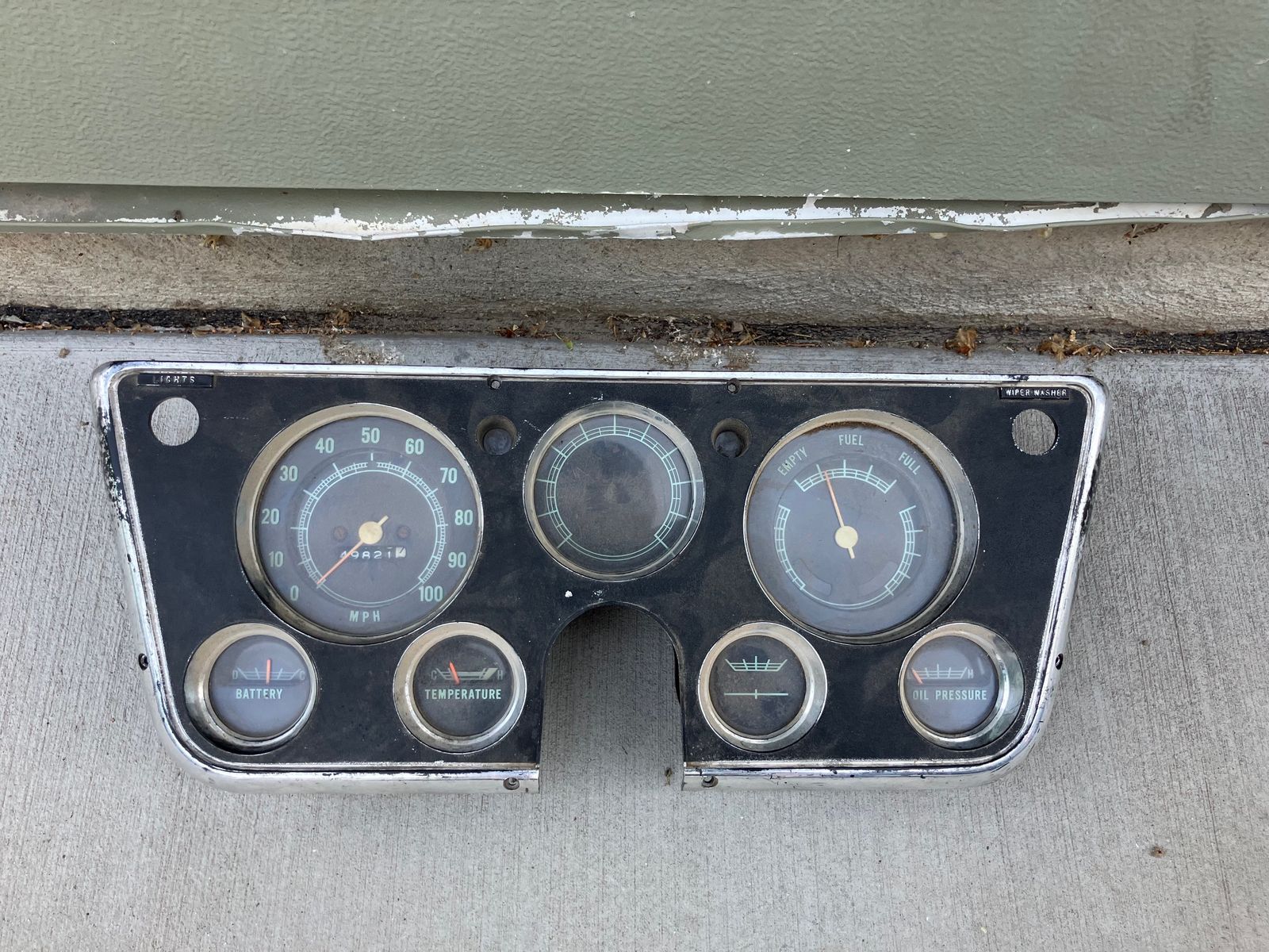 1967-1972 Chevrolet Or GMC Instrument Cluster