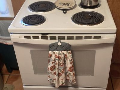 GE Electric Range