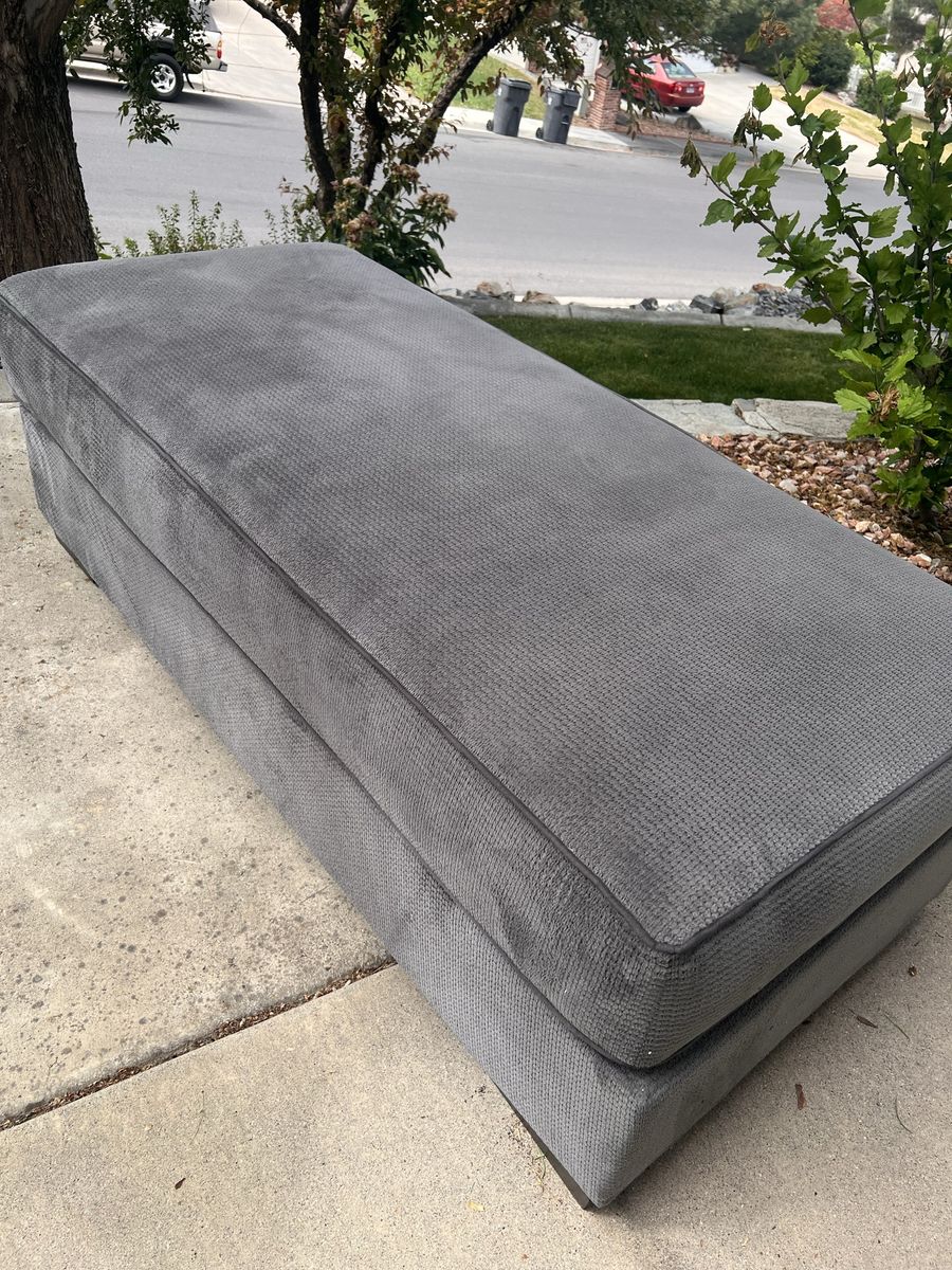 Large Ottoman