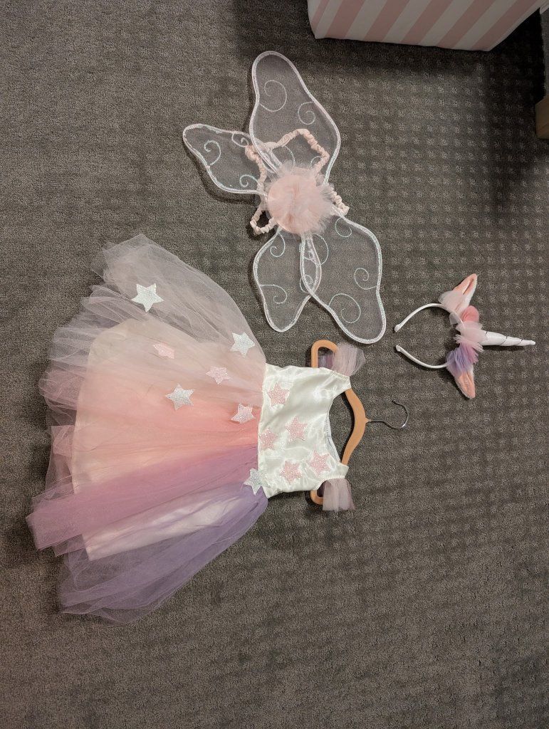 Light up unicorn costume size 2T