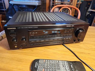 Kenwood stereo receiver KR-V8040 with remote. 7.1 Surround sound.