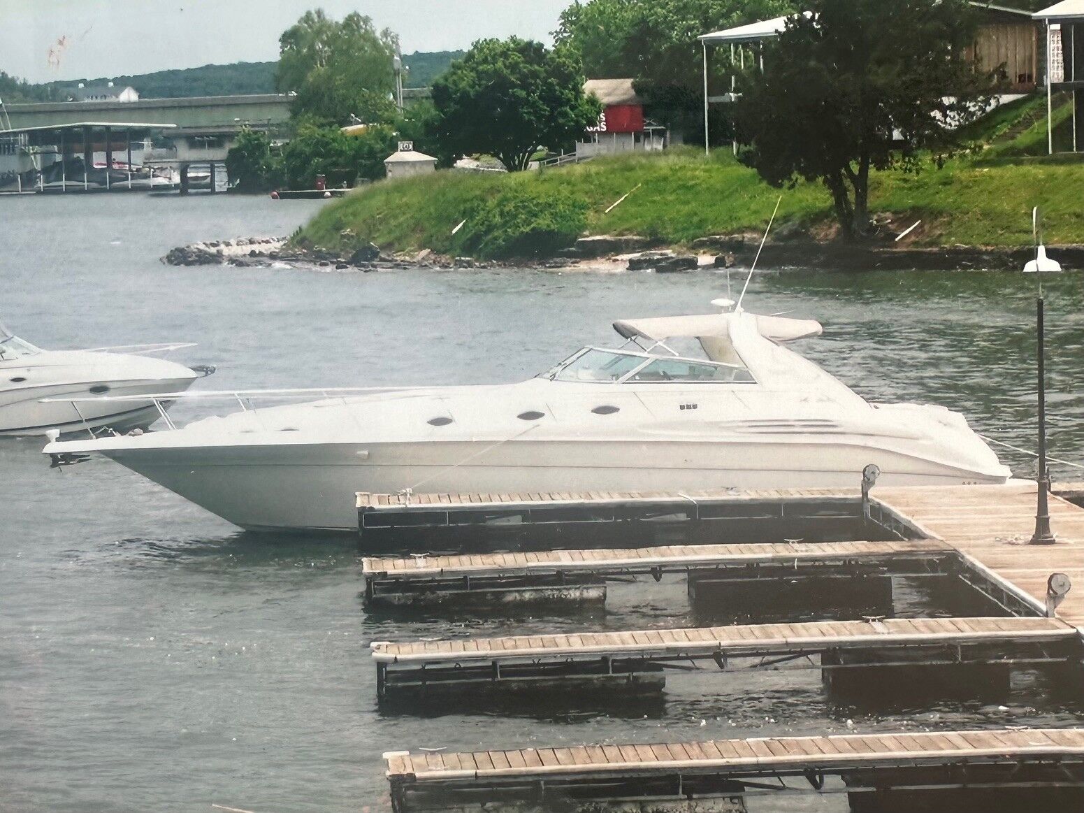 1998 45' Sea Ray 450 Sundancer