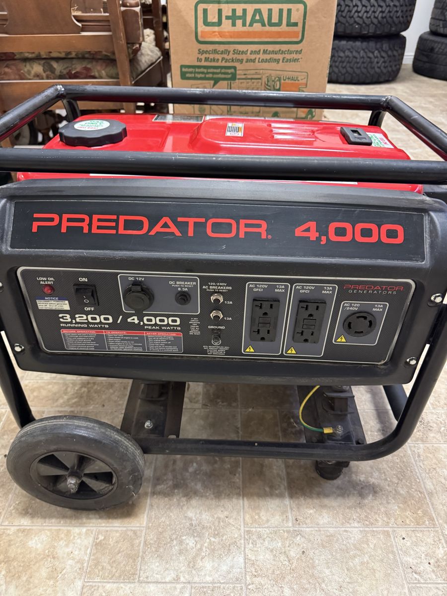 Predator 4000 Peak Watts / 3200 Running Watts Portable Gas Generator