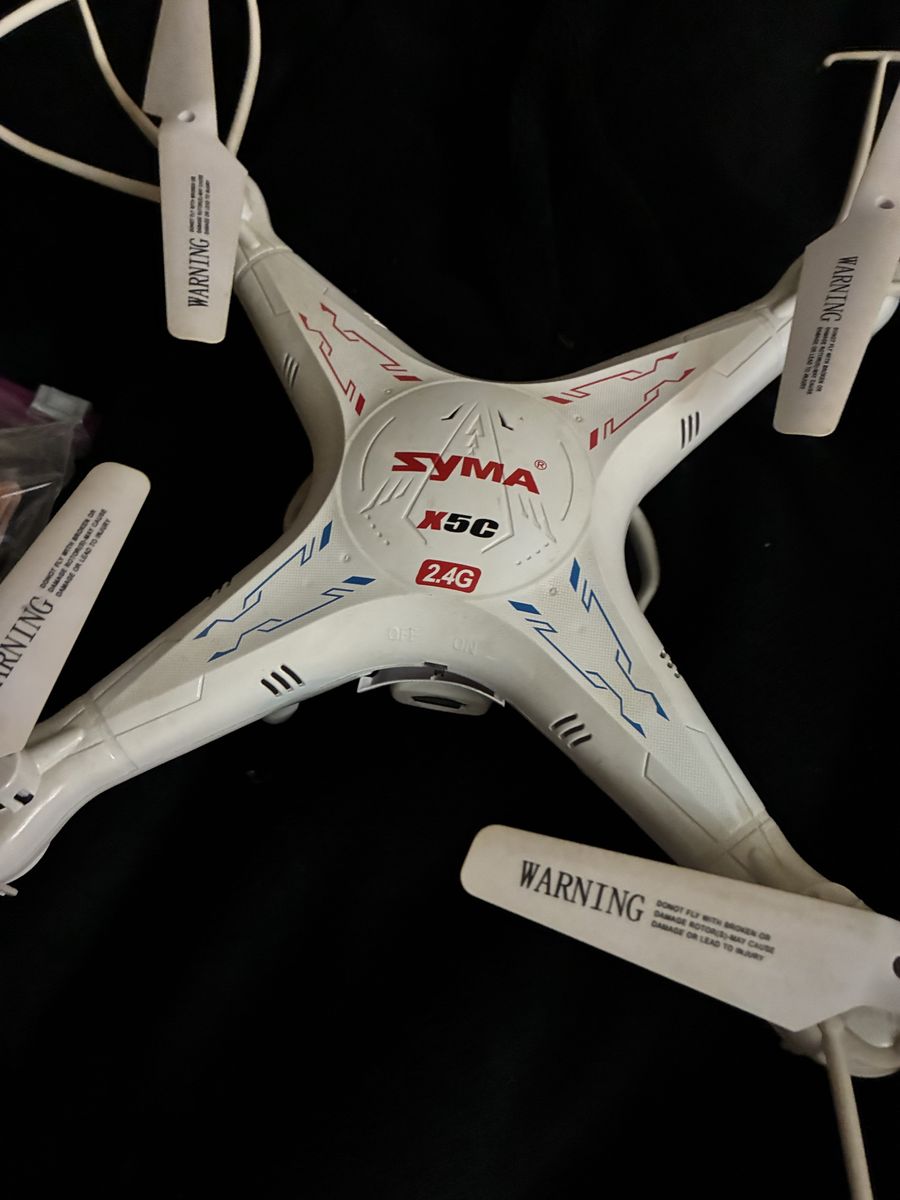Main image 3