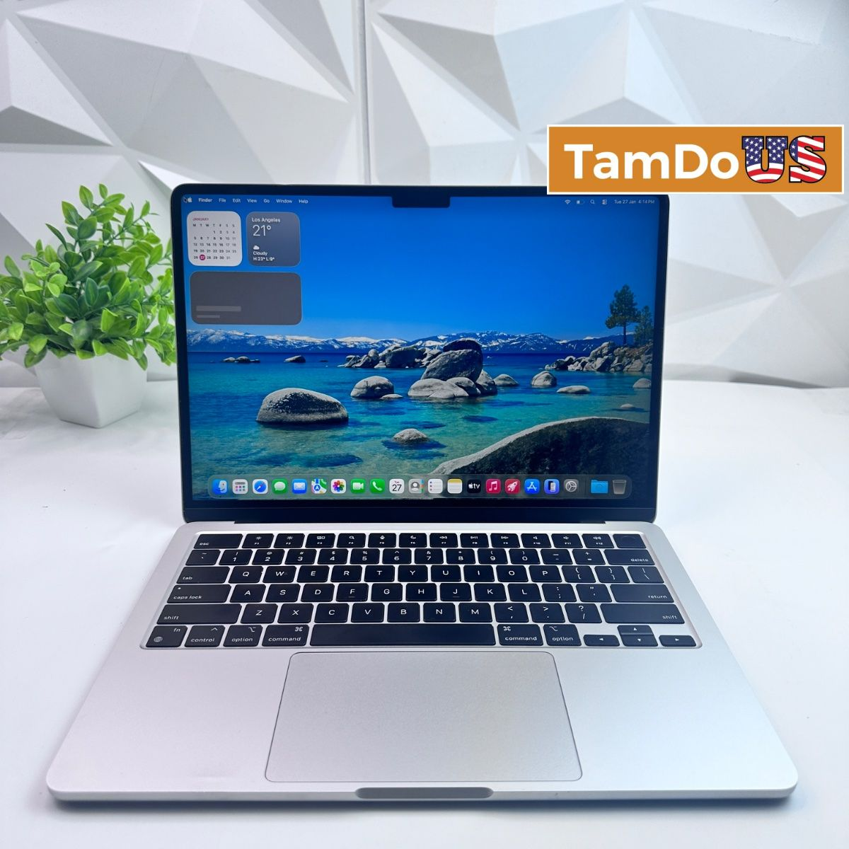 MacBook Air (13-inch, M3, 2024) 10-Core GPU, 16GB, 512GB SSD *Pls READ*