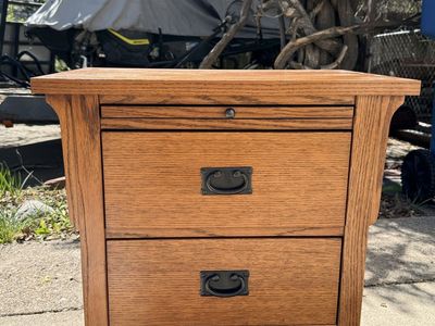 Mid-Century Nightstand w/Slide Out Shelf