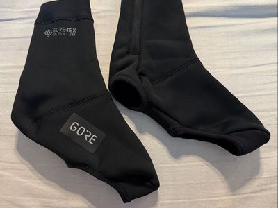 Gore Wear Sleet Insulated Overshoe