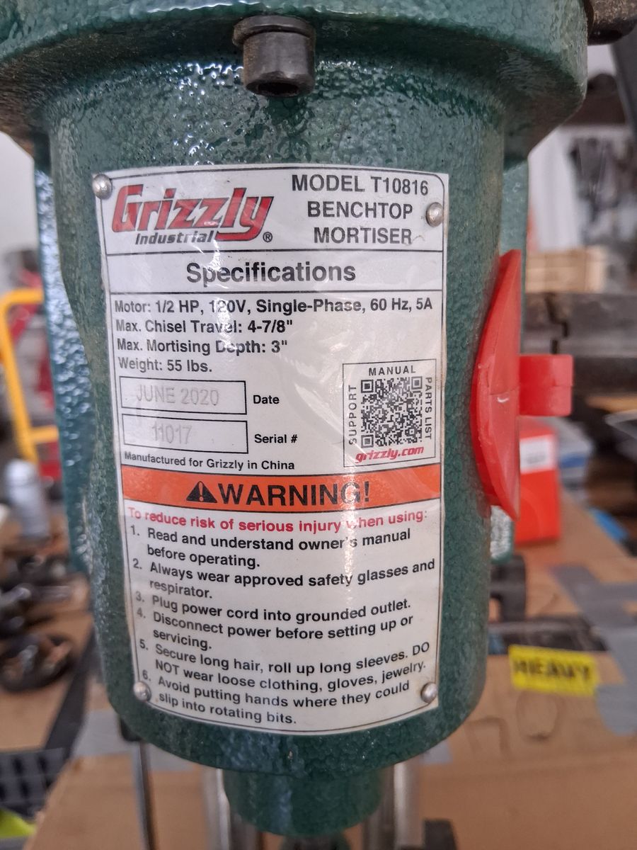 Grizzly model 10816 Mortiser w/sq, bits