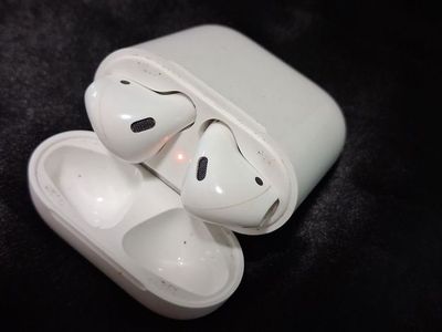 Apple airpods