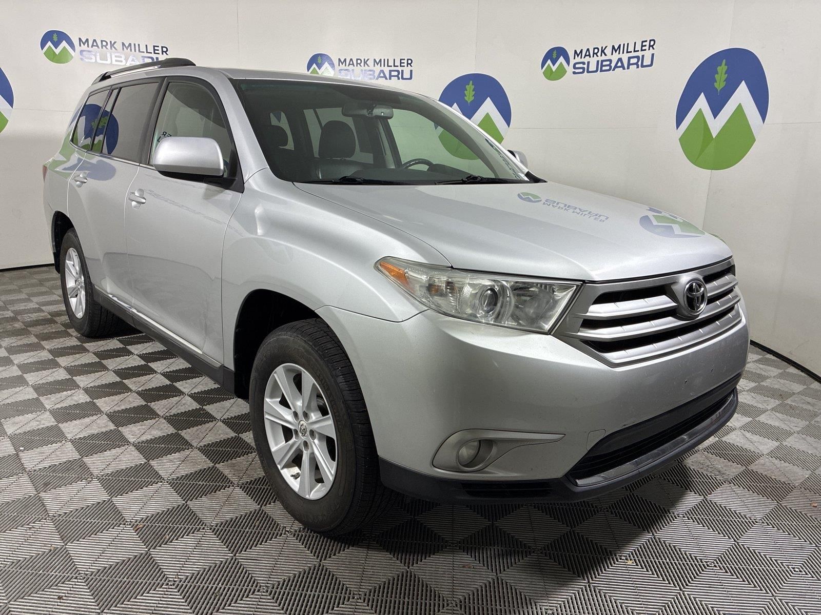 2012 Toyota Highlander SE
