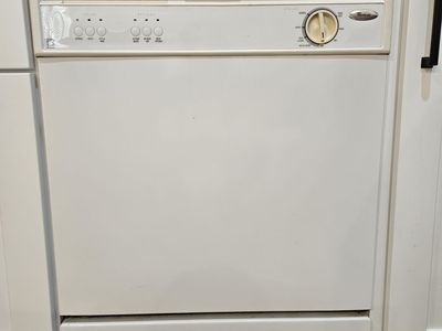 Whirlpool dishwasher