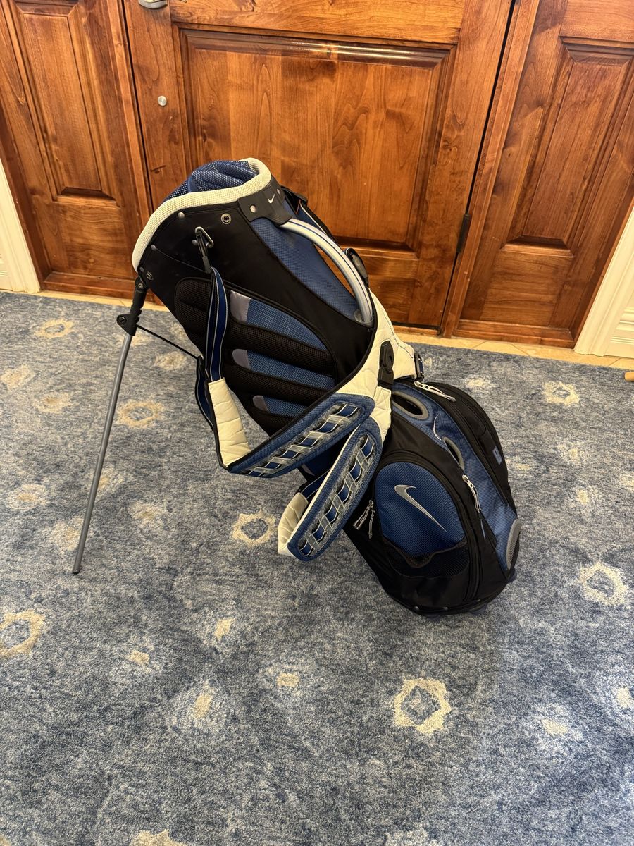 NIKE golf bag
