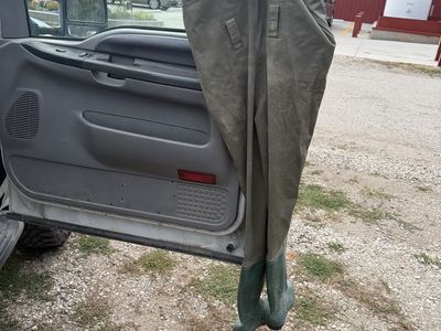 Caddis Green Fishing Waders with Attached Boots Size 11
