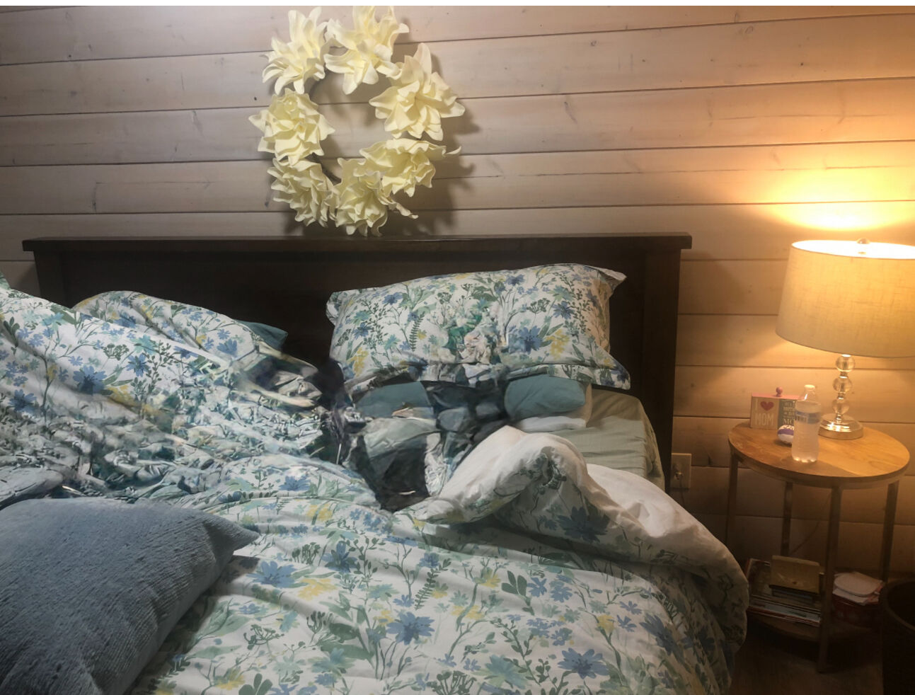 Solid King Wood Bed Frame and Tempurpedic mattress