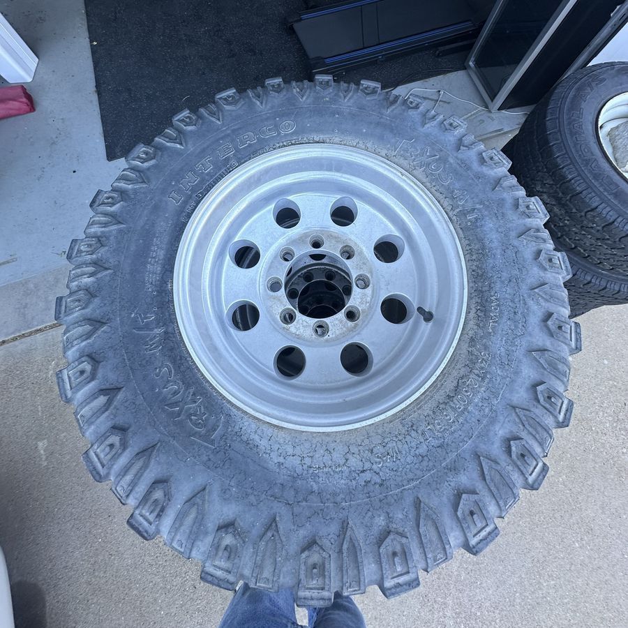 AR Baja 8x6.5 lug wheels