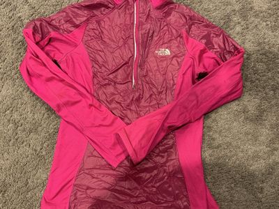 Northface Womans Mid Layer
