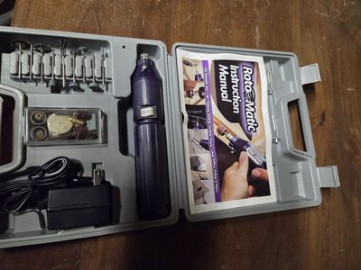 Dremel tool-new-never used(includes all attachments)