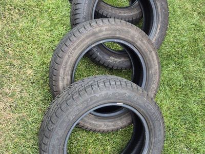 Set of 4 GT Radial Champiro IcePro 3 Winter Tires - 185/60R15 88T