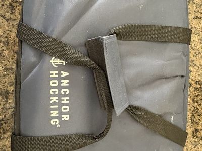 3 Qt Baking dish WIth Lid