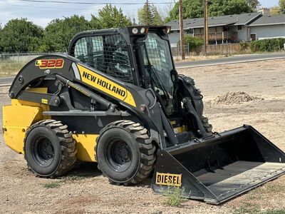 NEW HOLLAND L328 BOBCAT SKIDSTEER * ONLY 1590 Hrs