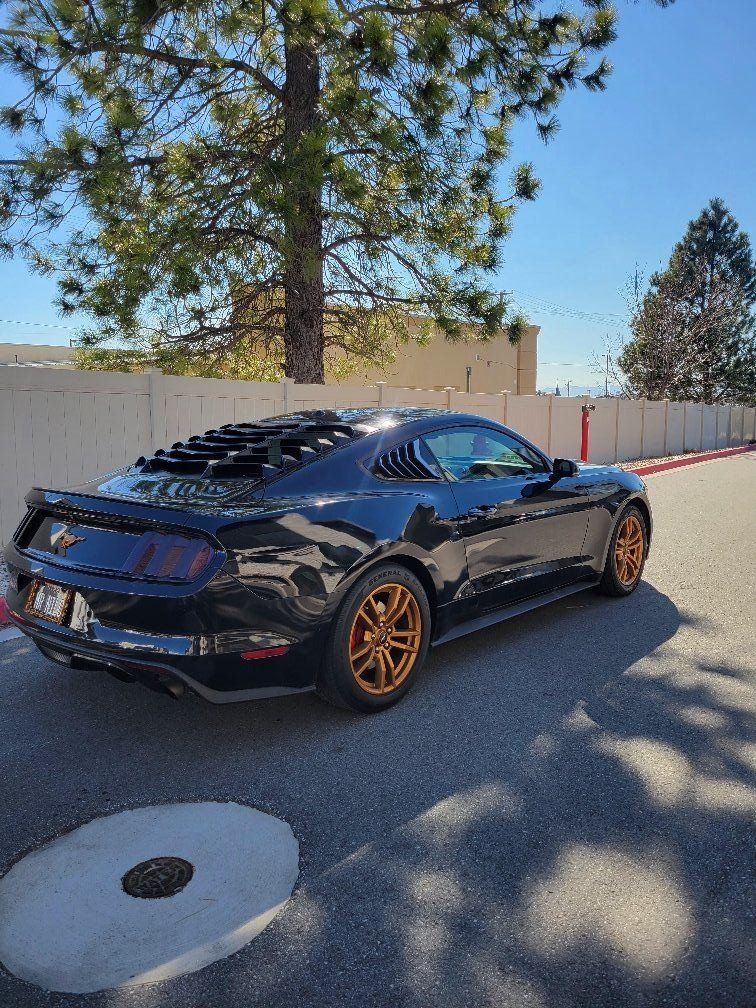 2015 FORD MUSTANG EcoBoost Premium