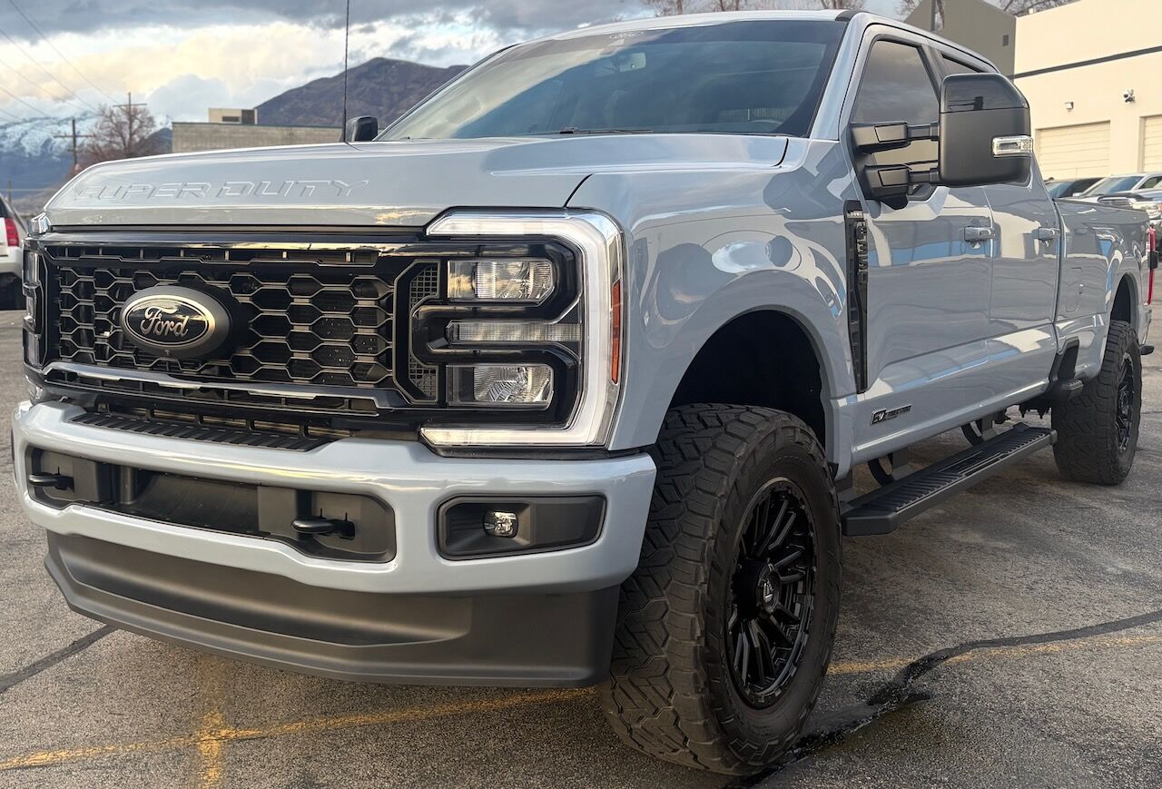 2025 Ford F-350 Super Duty Lariat