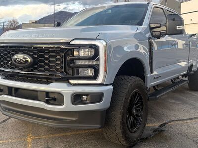 2025 Ford F-350 Super Duty Lariat