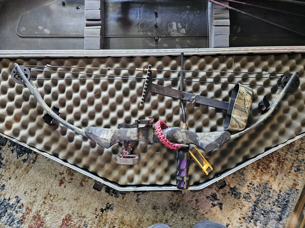 Browning Womas Compound bow