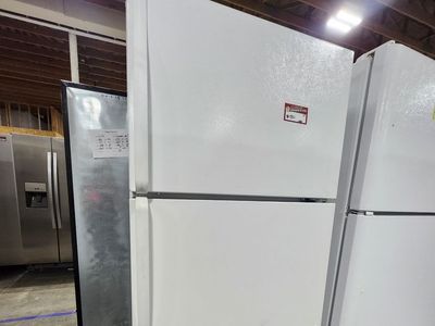 Roper White Top Freezer Refrigerator with Adjustable Shelves