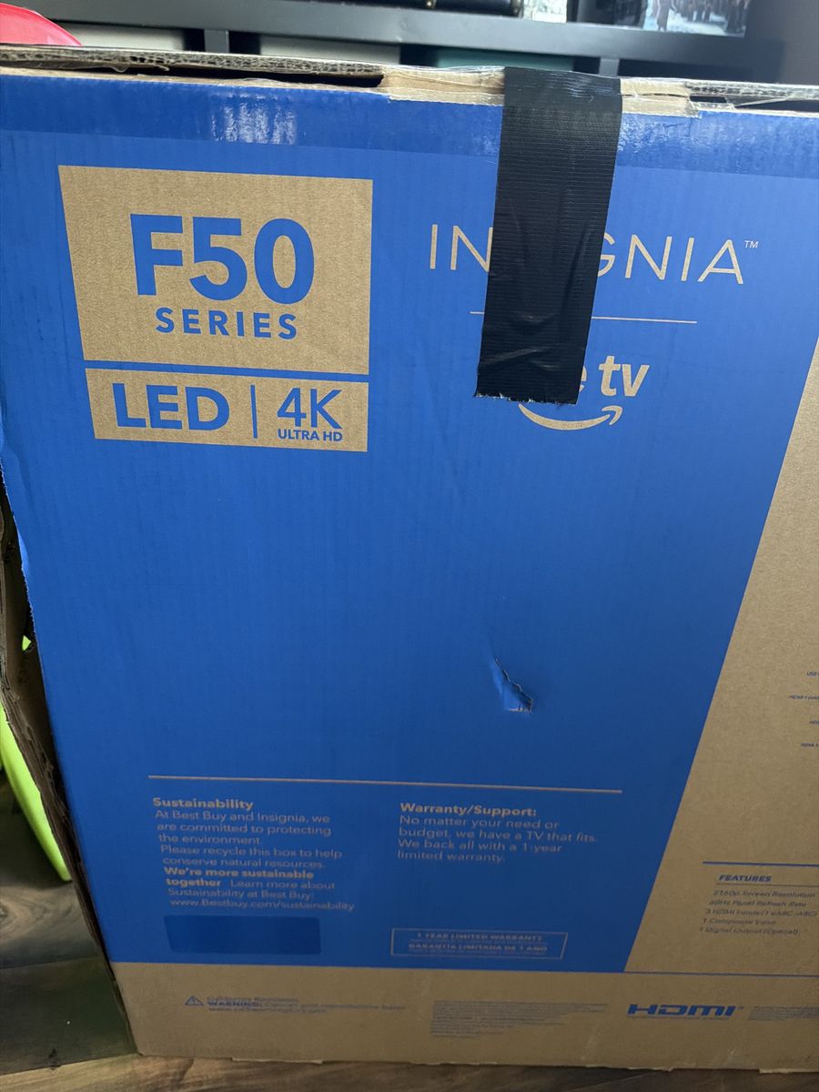 50” LED 4k FireTv (smart tv)