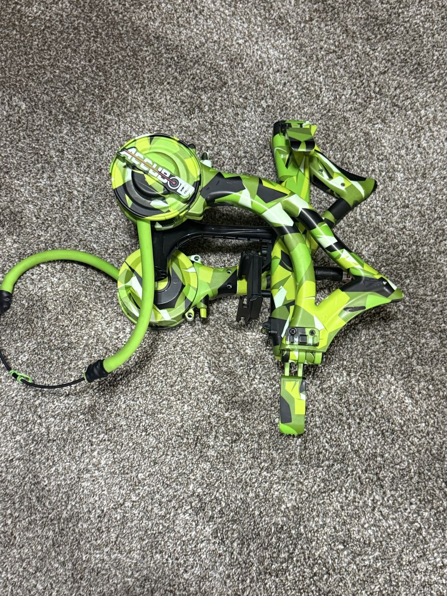 Main image 3