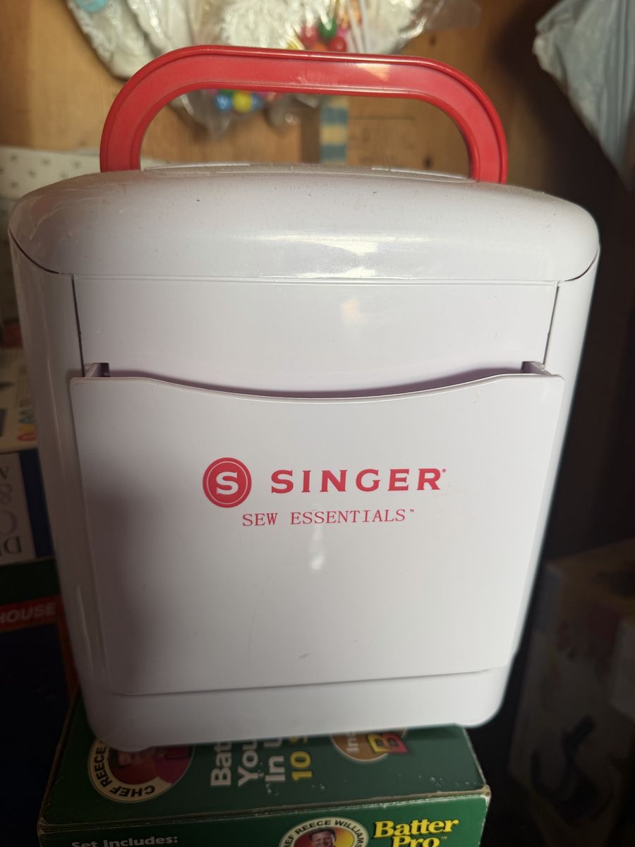 Singer Sew Essentials Sewing Organizer Case with Handle