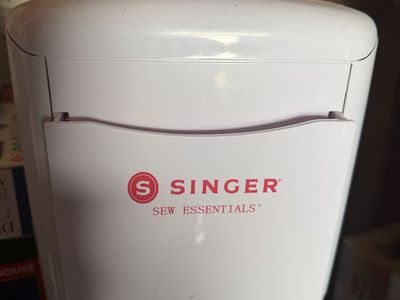 Singer Sew Essentials Sewing Organizer Case with Handle